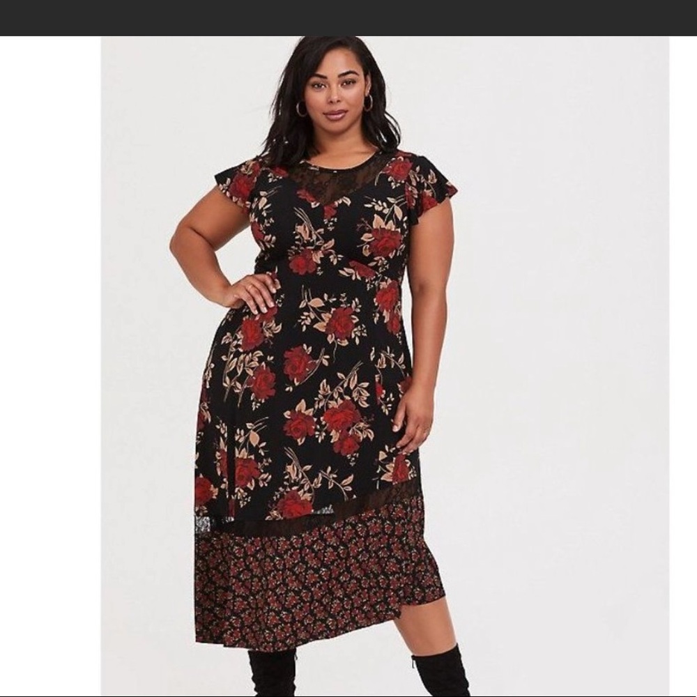 Torrid dress black floral lace asymmetrical